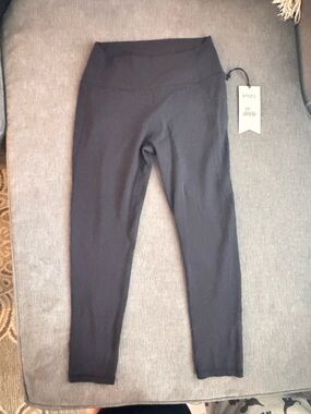 stori. Black High-Waist Leggings